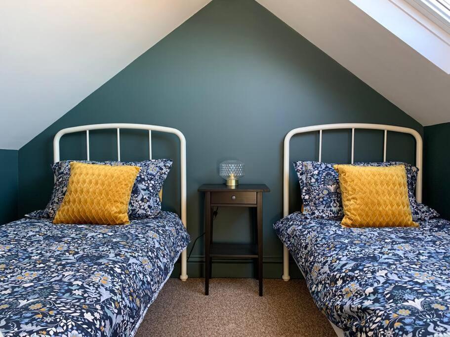 No 11, Fishguard, Ideal For Beach, Coastal Path And Town! מראה חיצוני תמונה
